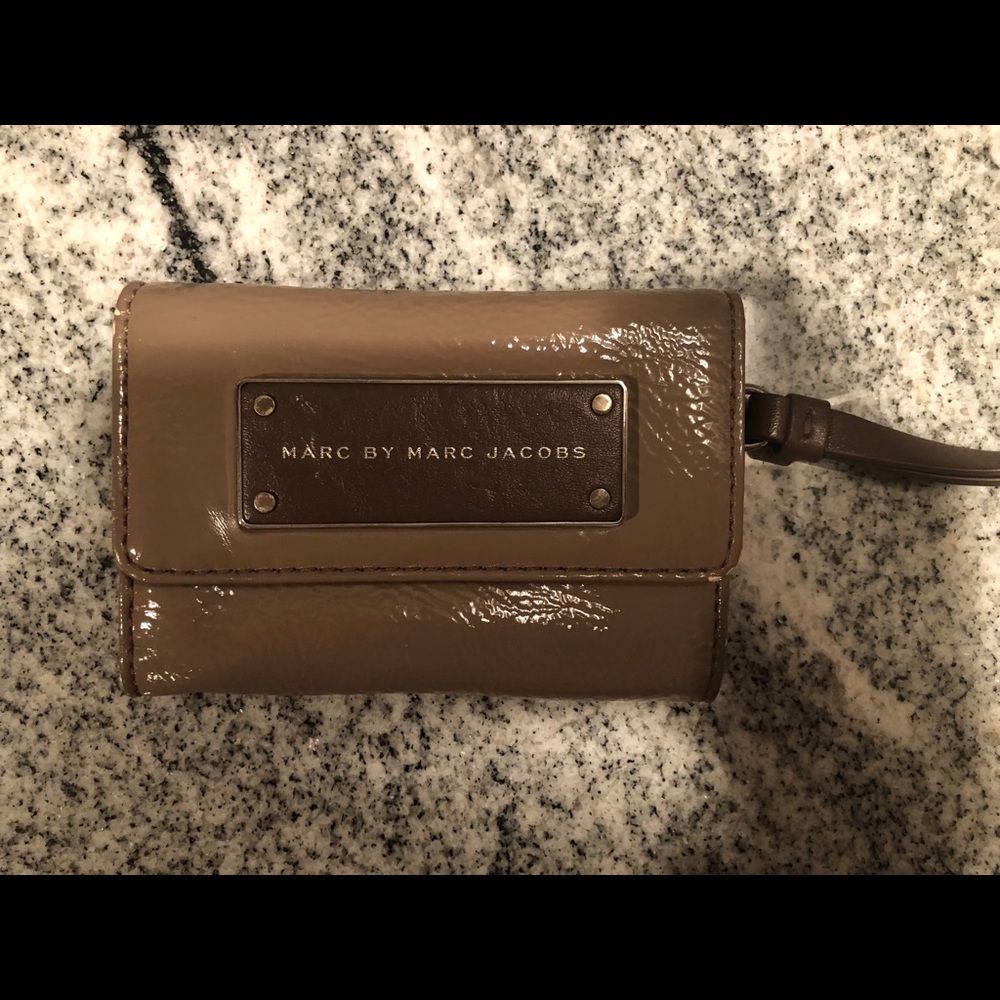 Marc Jacob cellphone wallet